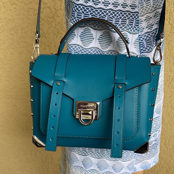 Michael Kors Manhattan Medium School Satchel - Picture 10 of 16